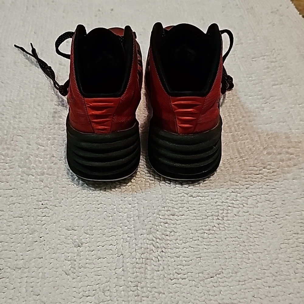 Rare Nike Collectors Sneaker, Nike Hyperdunk's Men's Size 9. - Picture 4 of 8